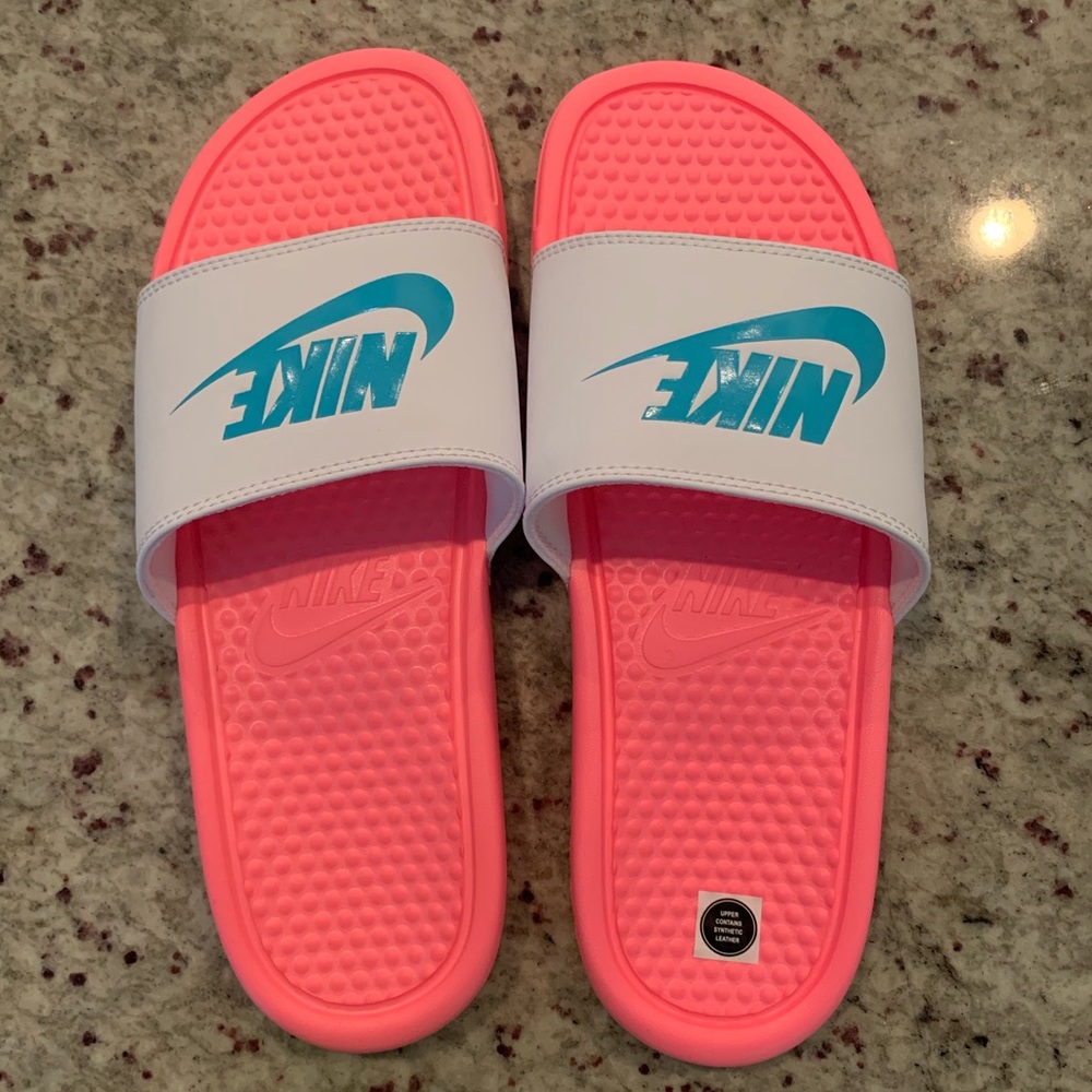 Brand new Nike Benassi JDI slides